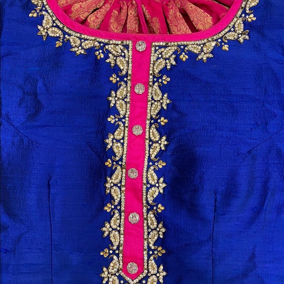 Tricolor shalwar suit with crystals all over - Picture 9 of 10